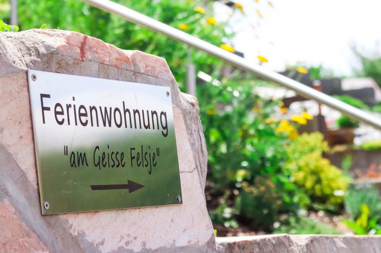 Ferienwohnung"Am Geisse Felsje" Kirkel 外观 照片